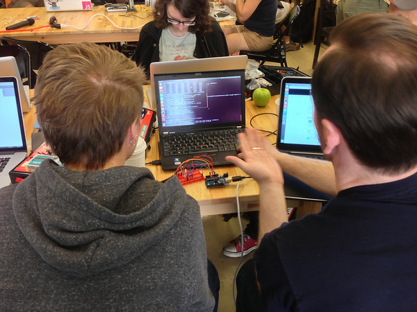 Codez! Arduino! Wires! Brains!
