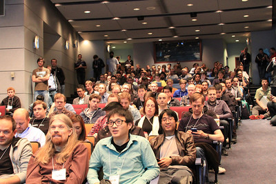 A Smiling Crowd!