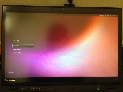 Ubuntu Linux, ready for login.