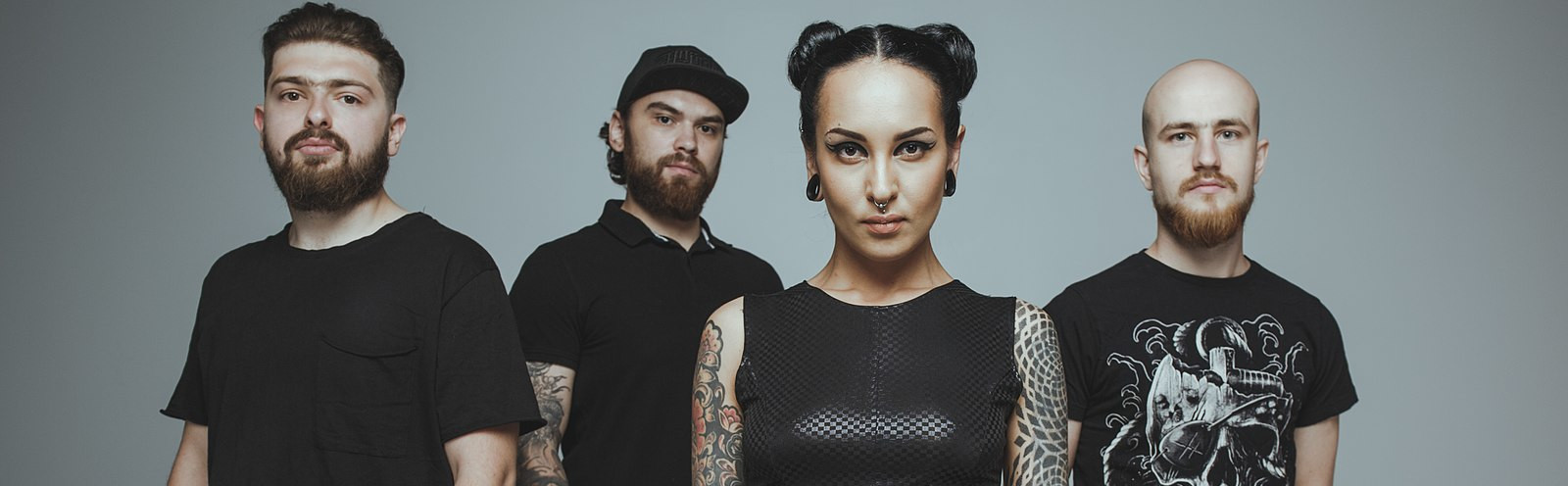 1600px-JINJER_–_Promo_2018 - slice.jpg